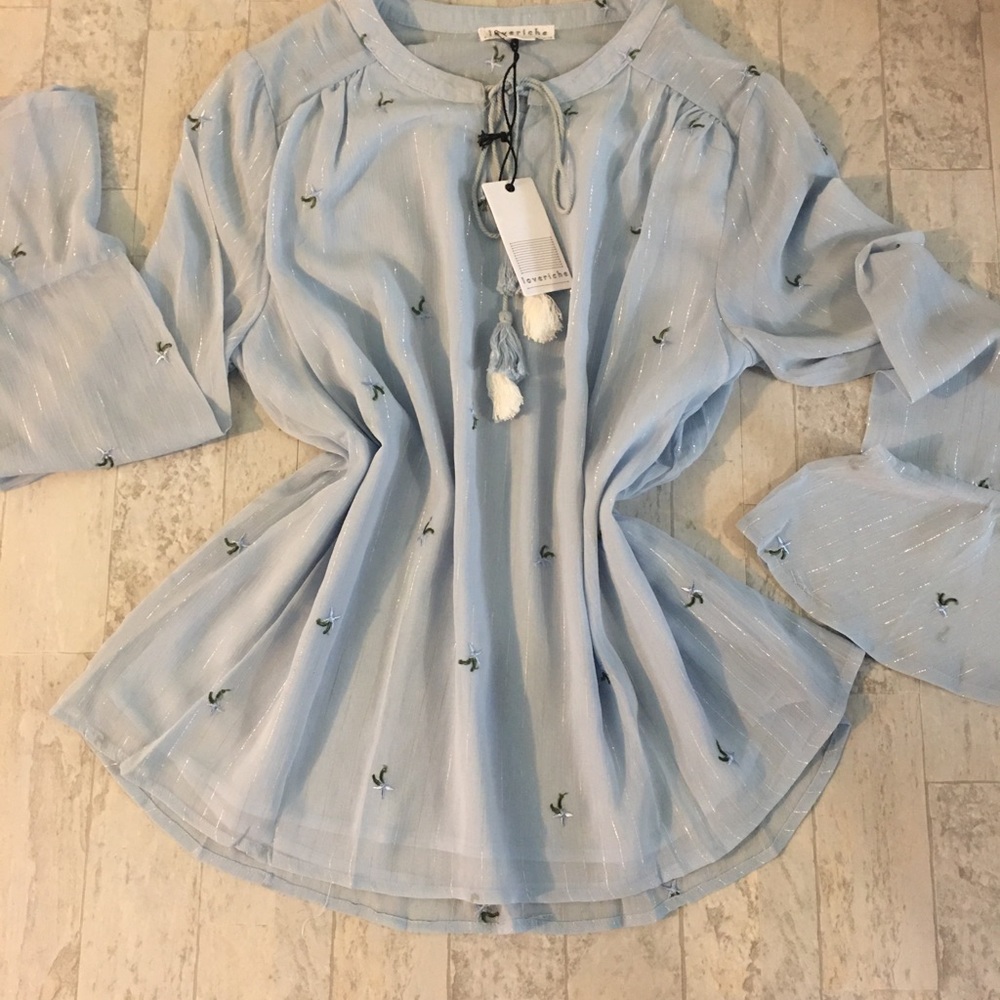 NEW  Loveriche top various sizes